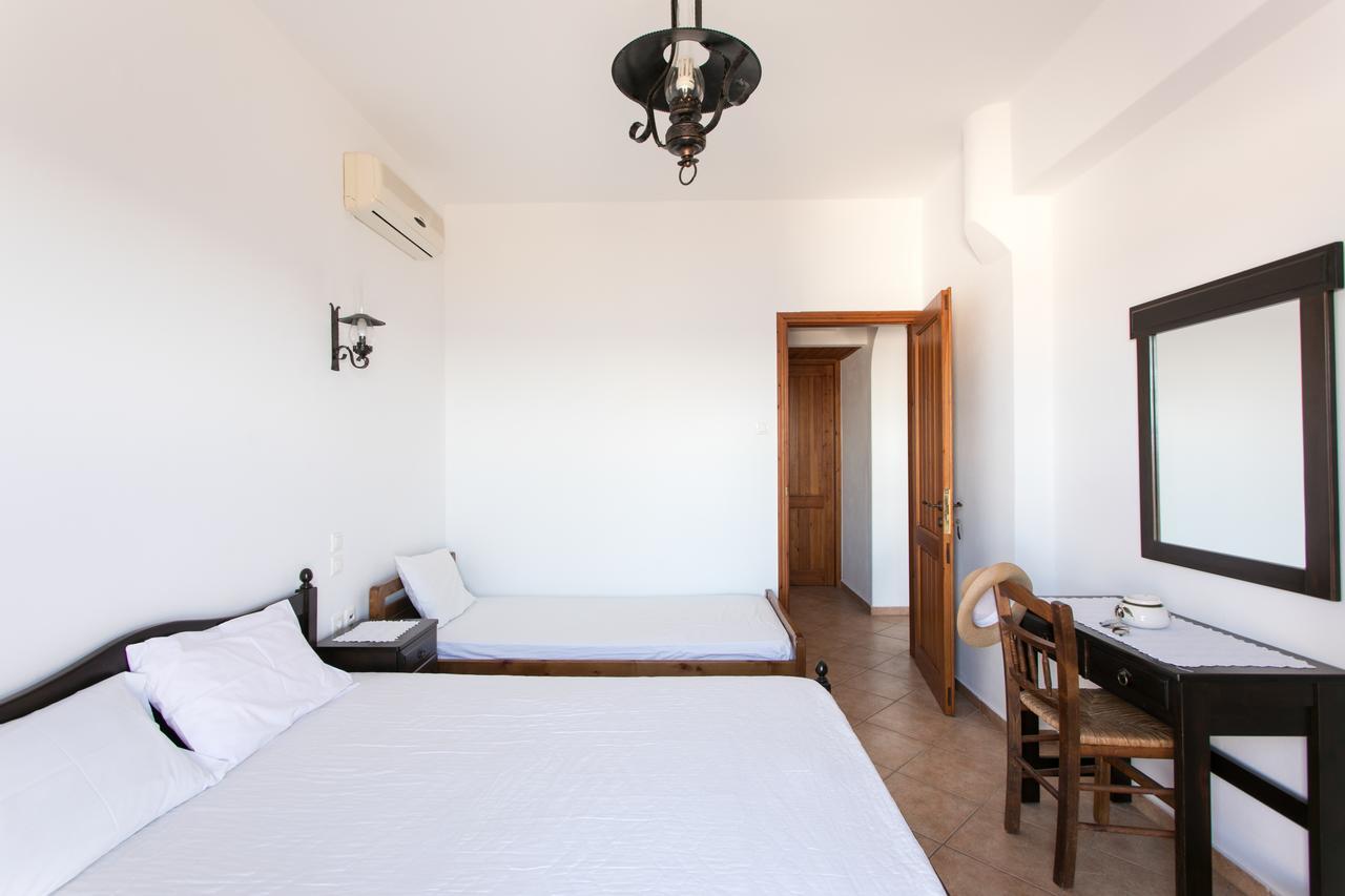 Villa Athina Ambrami Exteriör bild